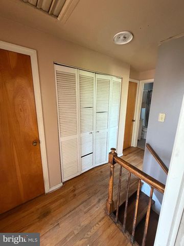 8055 PARK HAVEN RD, Dundalk, MD 21222
