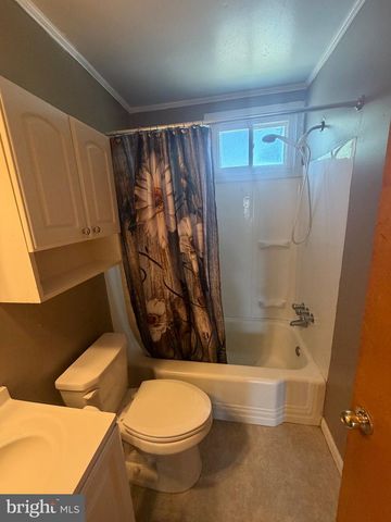8055 PARK HAVEN RD, Dundalk, MD 21222