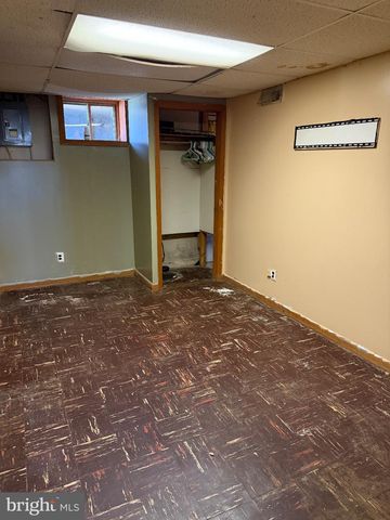 8055 PARK HAVEN RD, Dundalk, MD 21222