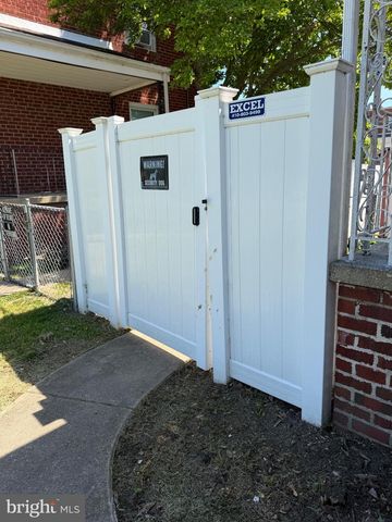 8055 PARK HAVEN RD, Dundalk, MD 21222