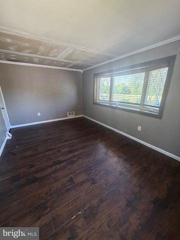 8055 PARK HAVEN RD, Dundalk, MD 21222