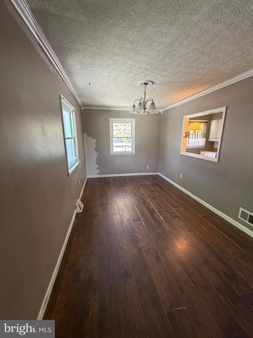 8055 PARK HAVEN RD, Dundalk, MD 21222