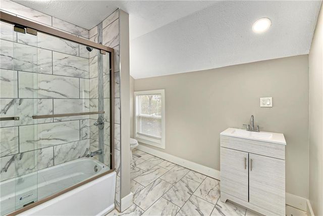 2313 Michigan Avenue, Kansas City, MO 64127