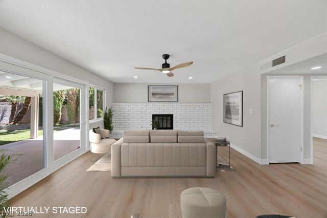 5422 Holbrook Drive, Las Vegas, NV 89103