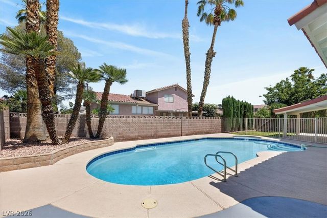 5422 Holbrook Drive, Las Vegas, NV 89103