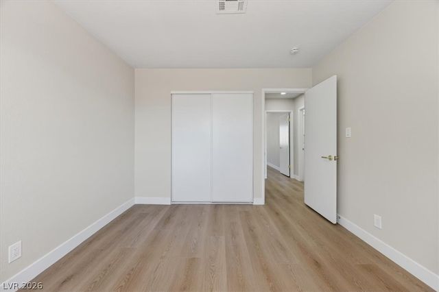 5422 Holbrook Drive, Las Vegas, NV 89103
