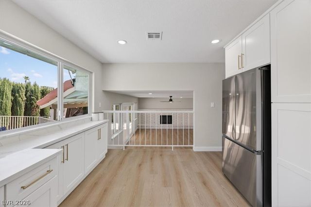 5422 Holbrook Drive, Las Vegas, NV 89103