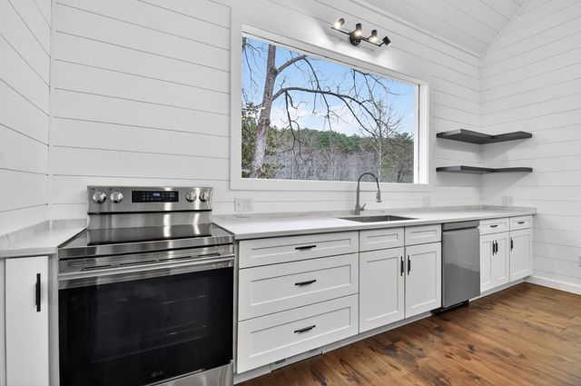 1772 River Road, Mineral Bluff, GA 30559