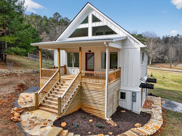 1772 River Road, Mineral Bluff, GA 30559