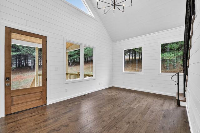 1772 River Road, Mineral Bluff, GA 30559