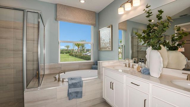 653 SE Ranch Oak Circle, Port St. Lucie, FL 34984