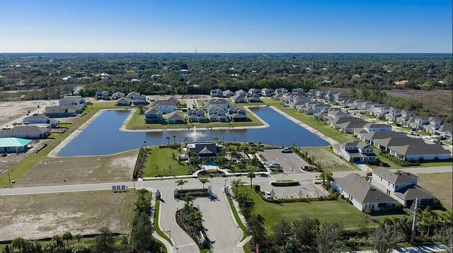 653 SE Ranch Oak Circle, Port St. Lucie, FL 34984