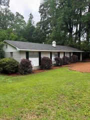 6018 Boeing Drive, Columbus, GA 31909