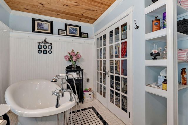 54 South Street, Cape Fair, MO 65624