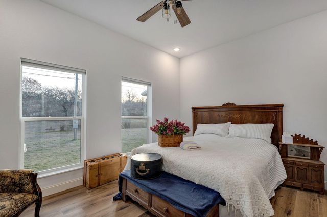 54 South Street, Cape Fair, MO 65624