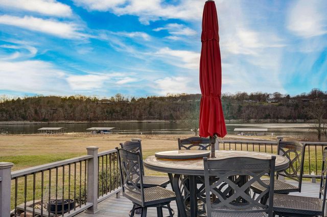 54 South Street, Cape Fair, MO 65624