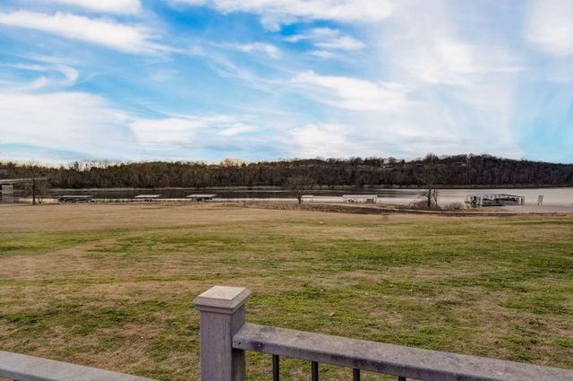 54 South Street, Cape Fair, MO 65624