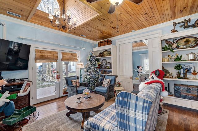 54 South Street, Cape Fair, MO 65624