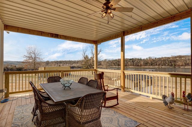 54 South Street, Cape Fair, MO 65624