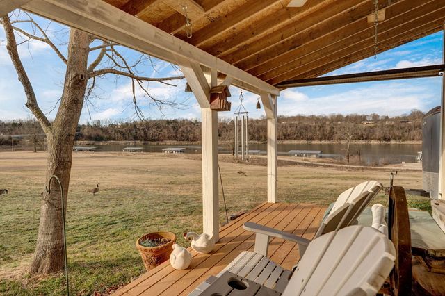 54 South Street, Cape Fair, MO 65624