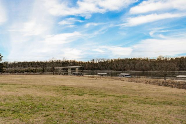 54 South Street, Cape Fair, MO 65624