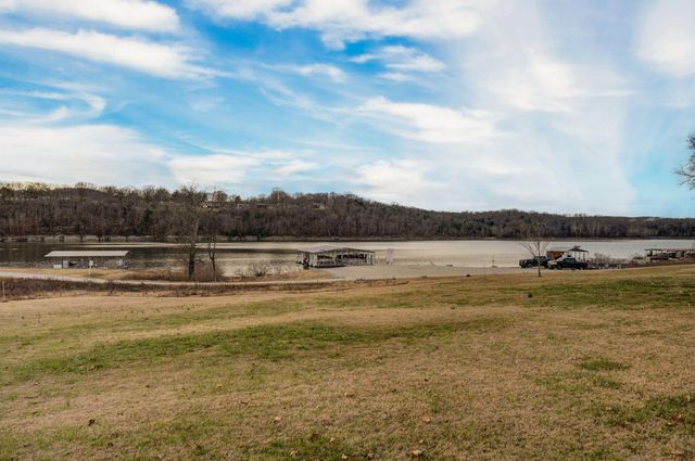 54 South Street, Cape Fair, MO 65624