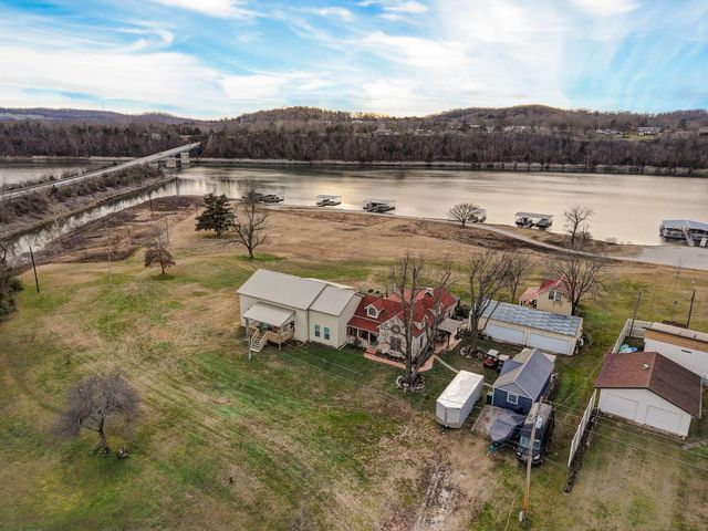 54 South Street, Cape Fair, MO 65624