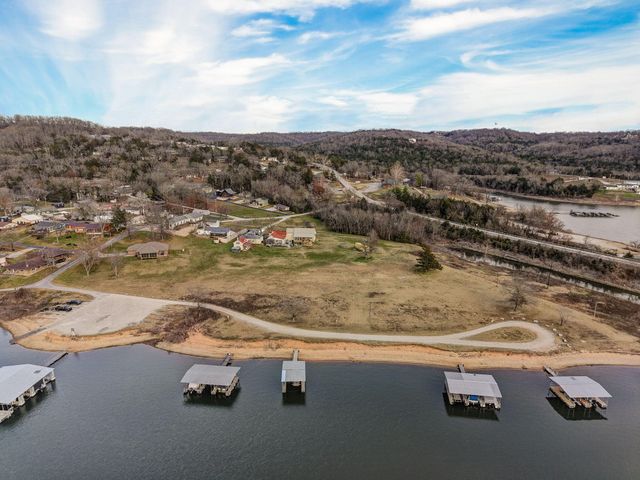 54 South Street, Cape Fair, MO 65624