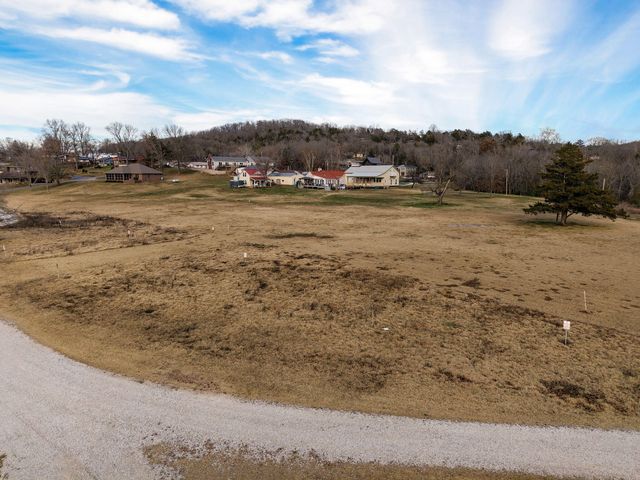 54 South Street, Cape Fair, MO 65624