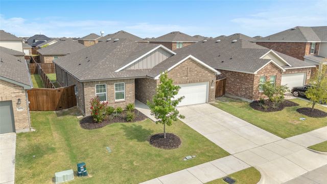 1853 Mccree Street, Forney, TX 75126