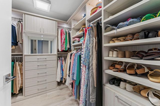 3730 N Ocean Drive 9d, Singer Island, FL 33404