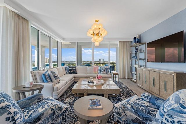 3730 N Ocean Drive 9d, Singer Island, FL 33404