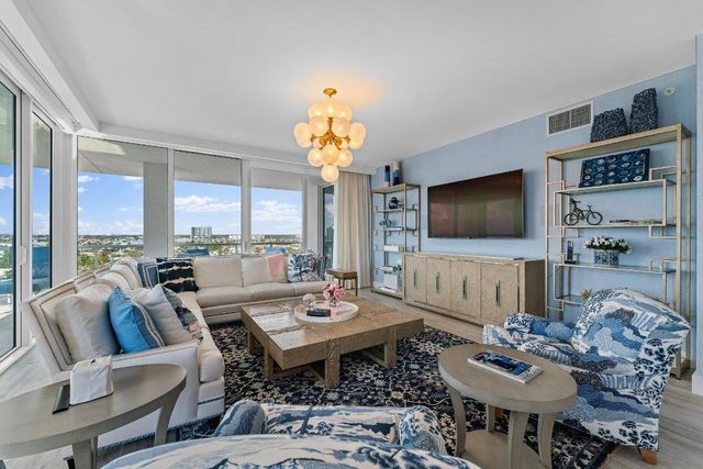 3730 N Ocean Drive 9d, Singer Island, FL 33404