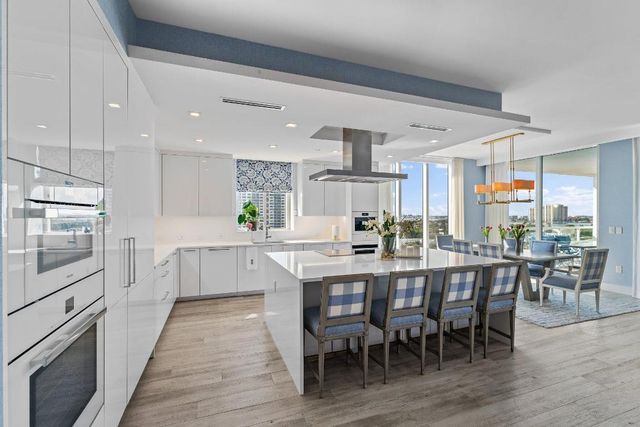 3730 N Ocean Drive 9d, Singer Island, FL 33404