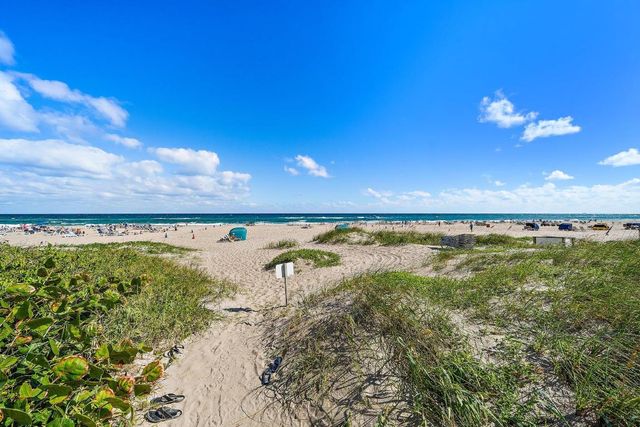 3730 N Ocean Drive 9d, Singer Island, FL 33404