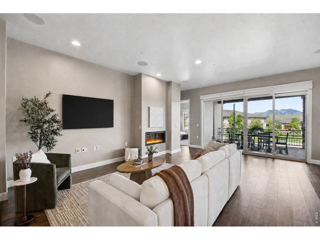 2911 Calmante Ave A, Superior, CO 80027