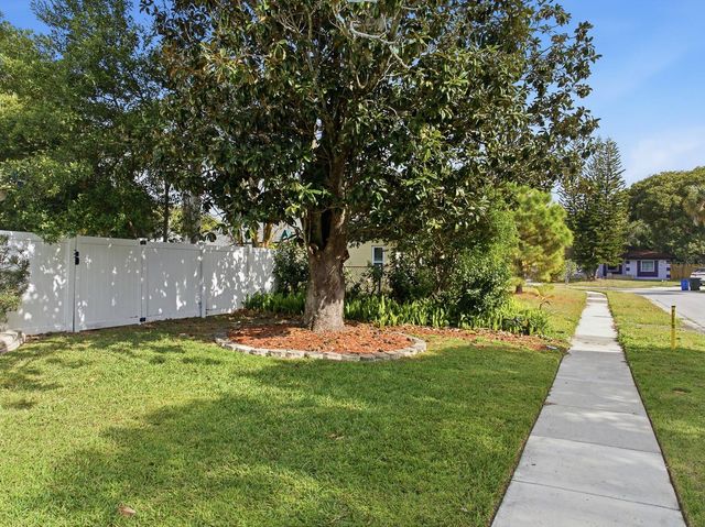 1367 TIERRA CIRCLE, Winter Park, FL 32792