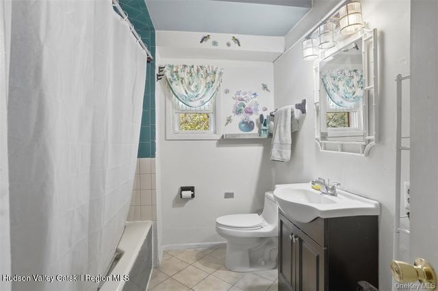 131 New York 208, New Paltz, NY 12561