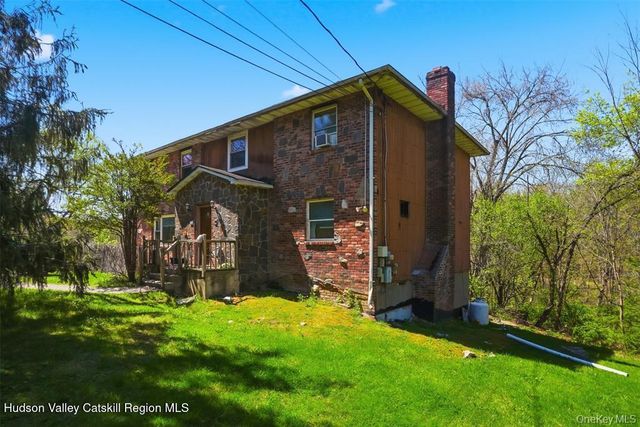 131 New York 208, New Paltz, NY 12561