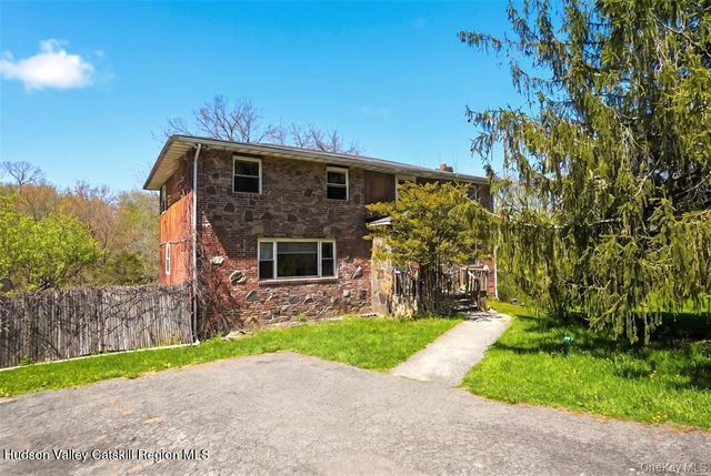 131 New York 208, New Paltz, NY 12561