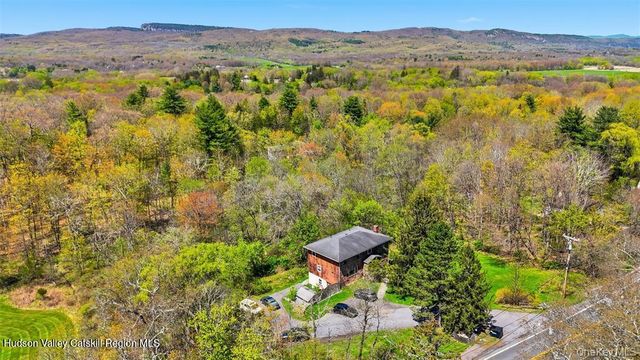 131 New York 208, New Paltz, NY 12561