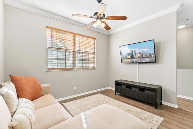 115 Lighthouse Circle C, Tequesta, FL 33469