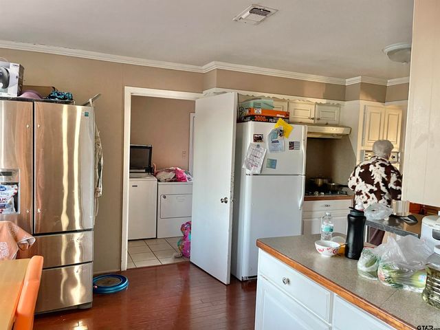 3300 Brookside Dr, Tyler, TX 75701