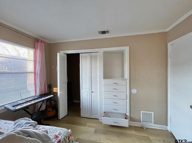 3300 Brookside Dr, Tyler, TX 75701