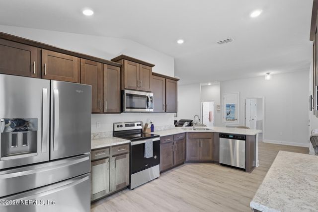 38 SEDERHOLM Path, Palm Coast, FL 32164