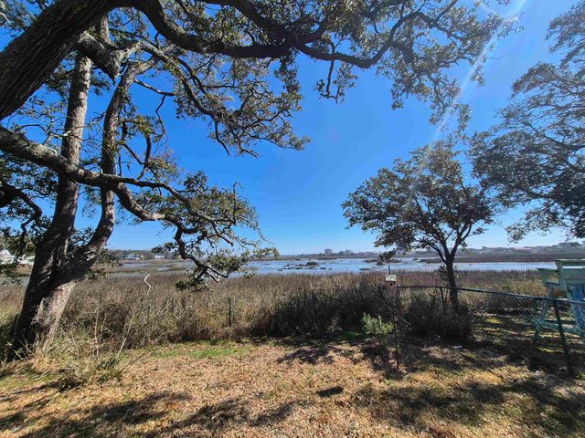 708 Creek Front Rd., North Myrtle Beach, SC 29582