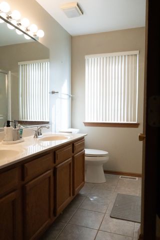 1567 Spaulding Road -, Bartlett, IL 60103