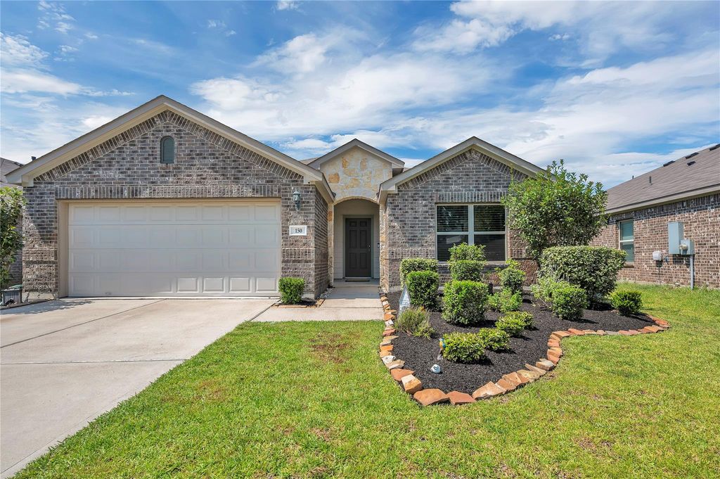 150 Courageous Side Way, Magnolia, TX 77354