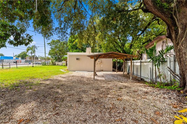 16860 NE 3rd Ct, North Miami Beach, FL 33162
