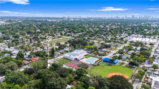 16860 NE 3rd Ct, North Miami Beach, FL 33162